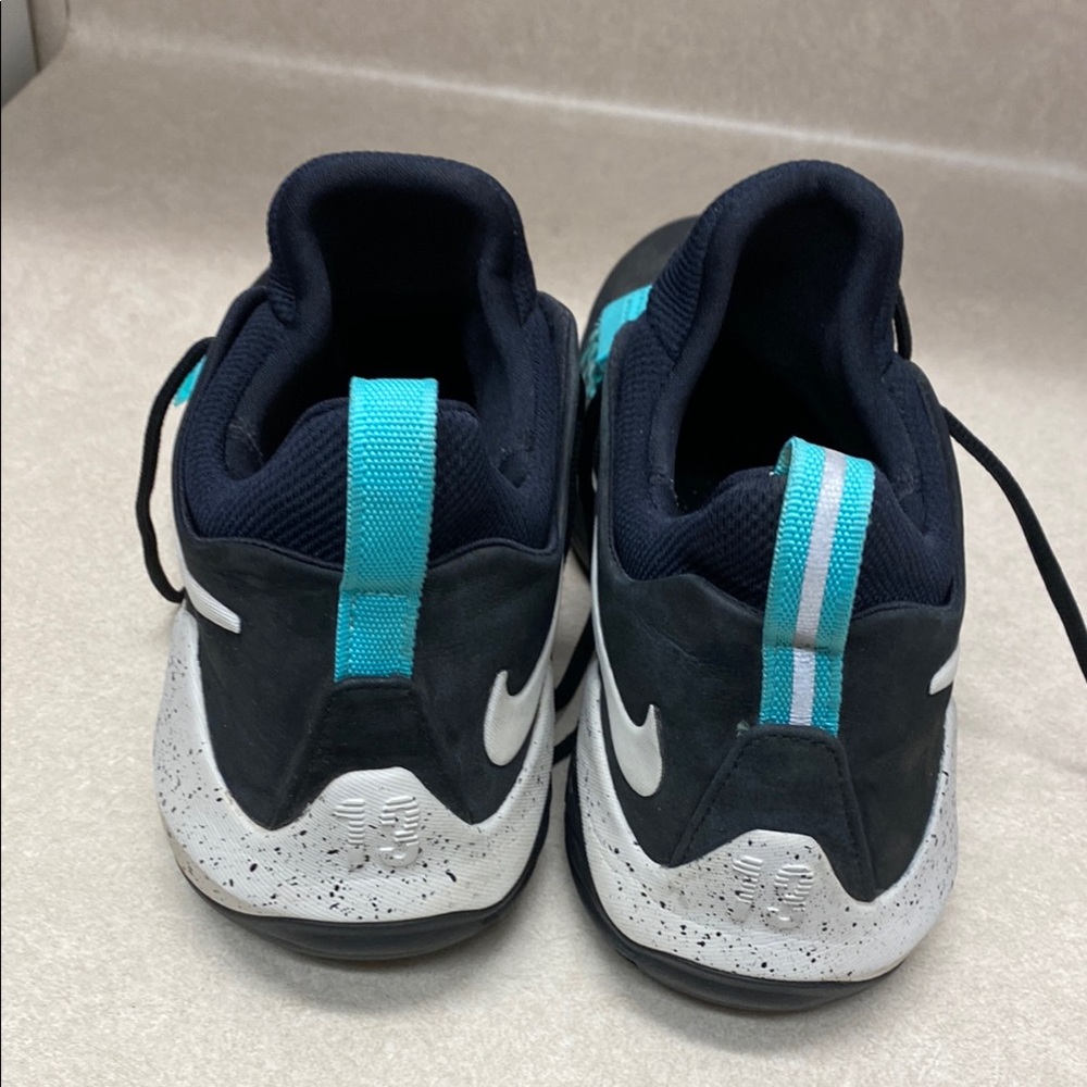 Men's Black and Teal Athletic Shoes - Picture 2 of 4